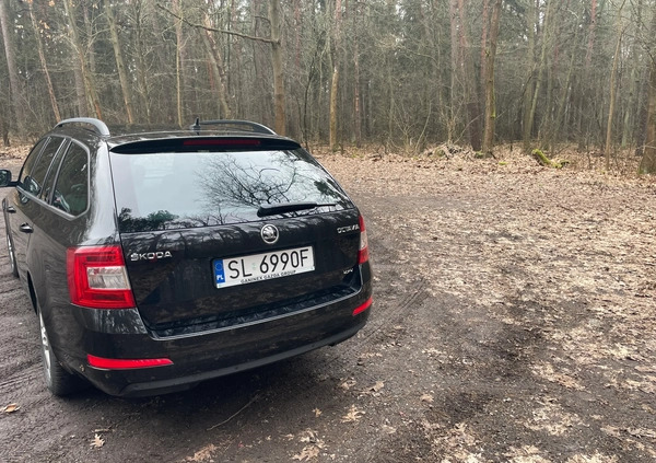 Skoda Octavia cena 42900 przebieg: 226000, rok produkcji 2016 z Jastarnia małe 67